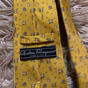 Salvatore ferragamo tie